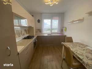 Inchiriez Apartament cu 3 Camere in Micalaca — miniatura 5