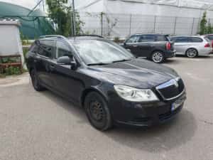 Skoda Octavia 2010 — miniatura 2