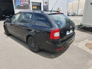 Skoda Octavia 2010 — miniatura 4
