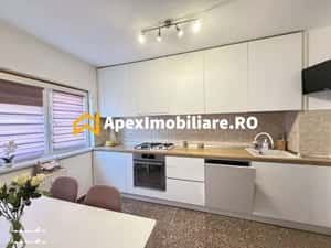 Apartament 3 camere de inchiriat P-ta Resita Bucuresti | ApexImobiliar
