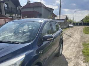 Ford kuga anul 2017 — miniatura 4