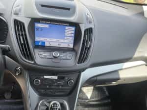 Ford kuga anul 2017 — miniatura 6