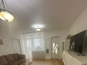 Închiriez apartament 3 camere ATENEU, Sala Palatului! — miniatura 3
