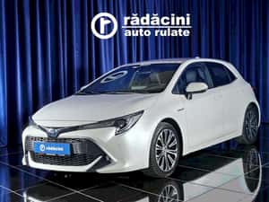 Toyota Corolla Automată 89 HP Benzină — miniatura 4