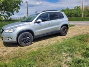 Dezmembrez Volkswagen tiguan 4x4 motor 2.0 tdi — miniatura 4