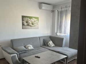 Dau in chirie apt 2 camere Oradea — miniatura 3
