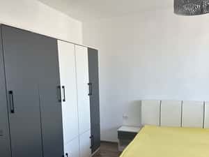 Dau in chirie apt 2 camere Oradea — miniatura 6