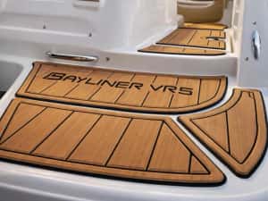 Barca bayliner  vr5 — miniatura 6
