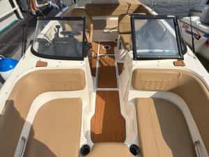 Barca bayliner  vr5 — miniatura 10