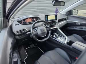 Peugeot 3008 1.5BlueHdi 130cp Allure — miniatura 7