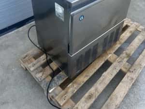 Masina de gheata Hoshizaki - 45 kg/24h - stocare 15 kg - cuburi pline — miniatura 10