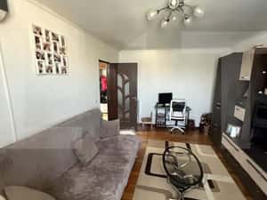 Apartament 3 camere zona Soarelui — miniatura 3