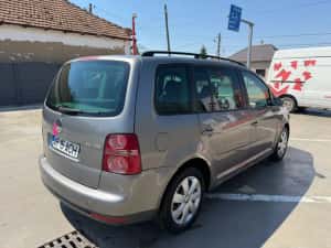 VW Touran 2.0 TDI 2008 — miniatura 5