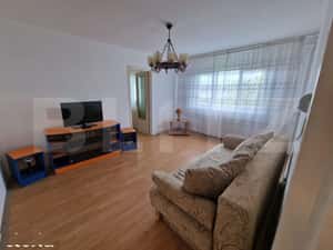 Apartament 2 camere de vanzare, 40 mp – zona 7 Noiembrie — miniatura 2