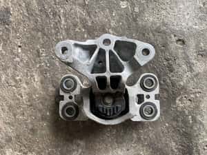 Tampon motor stanga Volvo S60 V60 S80 V70 XC60 XC70 2008-2016 31401307 — miniatura 8
