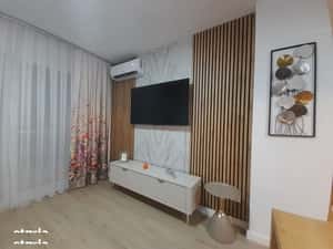 Apartament nou, 2 camere, de inchiririat — miniatura 2