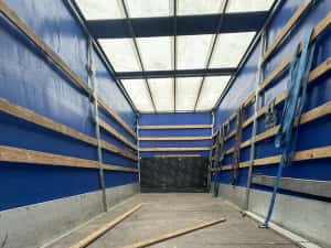 Camion Iveco Eurocargo 7,5t — miniatura 8