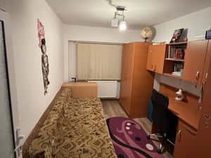 De vânzare apartament 3 camere, parter, str. Belsugului — miniatura 4