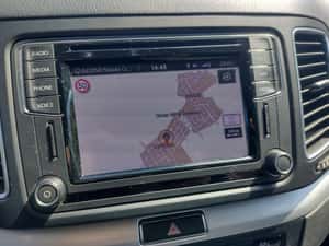 Volkswagen Sharan 5 locuri 2000cm 150CP 2018/12 — miniatura 5