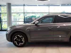 Volkswagen Touareg R-Line Automată 286 HP Diesel — miniatura 5