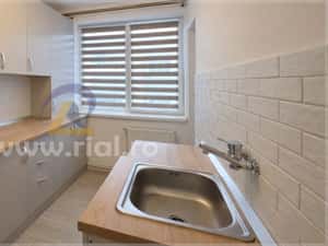 Apartament 2 camere, etaj 2, zonă CENTRALA — miniatura 5