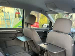 Volkswagen Touran 2.0TDI-7 Locuri — miniatura 6