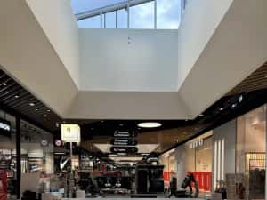 Vand insula / cafenea la cheie — miniatura 2