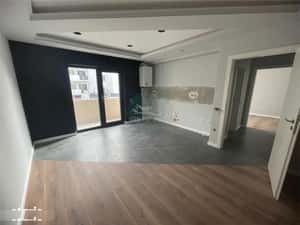 Apartament etajul 1 cu 2 camere cu balcon si parcare pe Doamna Stanca