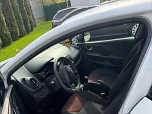 Renault Clio 2014, 208.000 km, 4.600 EUR — miniatura 3