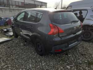 Usa stanga fata Peugeot 3008 — miniatura 1