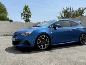 Vând Opel Astra J GTC OPC, culoare Arden Blue — miniatura 2