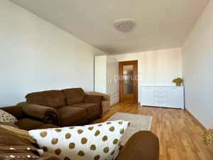 Apartament cu 3 camere | str. Bobâlna | 400 € — miniatura 3