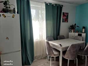 Ofer spre inchiriere apartament cu 3 camere zona Alexandru cel bun — miniatura 3