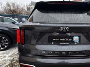 Kia Sorento 2.2d FWD Automata 6 locuri — miniatura 5