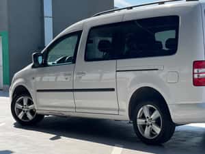 VOLKSWAGEN CADDY MAXI — miniatura 4