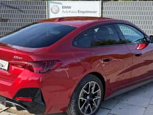BMW i4 Automată 601 HP Electric — miniatura 2