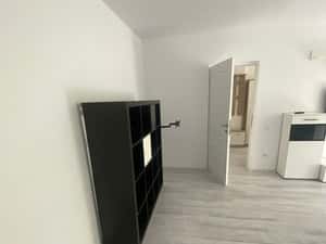 Inchiriez apartament 2 camere - str. Bizusa, etaj intermedisr — miniatura 4