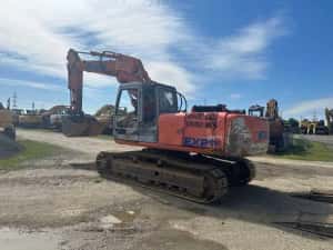 Dezmembrez excavator Fiat Hitachi EX 215-piese de schimb Fiat Hitachi — miniatura 3