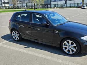 BMW Seria 1 e87 123d 2008 LCI 264k — miniatura 6