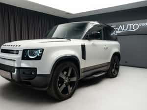 Land Rover Defender 2022, SUV hibrid, 39.926 km — miniatura 3