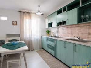 FILM! Apartament 2 camere,luminos,loc parcare,in centrul statiunii Covasna