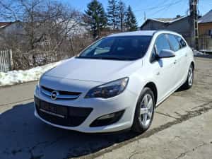 Opel Astra j Facelift 2013 — miniatura 5