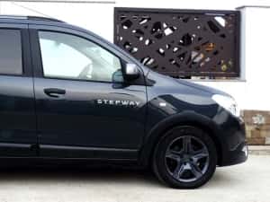 Dacia Lodgy stepway 7 locuri ‼️1.5 diesel ‼️6 trepte‼️110cp ‼️2018‼️euro 6 — miniatura 5