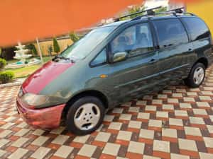 Ford Galaxy 1.9 TDI - 110 cai Vând / Piese — miniatura 6