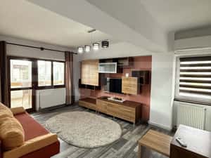 Apartament 3 camere, decomandat, Zona Centrala — miniatura 2
