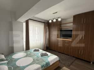Apartament 3 camere, decomandat, Zona Centrala — miniatura 4