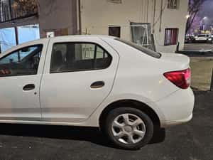 Dacia Logan Manuală 73 HP Benzină - 2015 — miniatura 2
