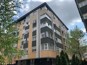 Bucatarie mobilata!2 camere decomandat,centrala proprie,Metrou-Leonida — miniatura 1