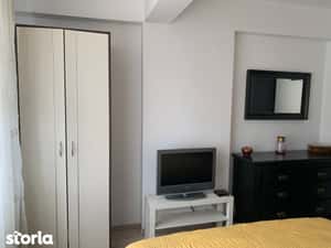 Bucatarie mobilata!2 camere decomandat,centrala proprie,Metrou-Leonida — miniatura 6