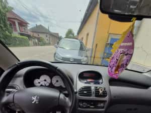 Peugeot 206 CC 1.6 — miniatura 6